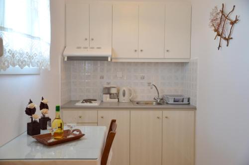 Fotografie z fotogalerie ubytování Vichou rooms v destinaci Adamas