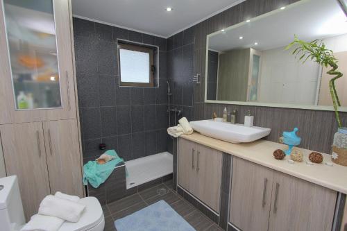 Kylpyhuone majoituspaikassa Villa DimMar