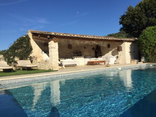 Photo de la galerie de l'établissement Mas Pichony - Maison d'Hôtes - B&B, à Pernes-les-Fontaines