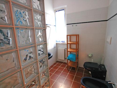 A bathroom at Residence Il Pavone