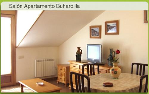 Zdjęcie z galerii obiektu Apartamento Rural Los Adobes I w mieście Pedro Bernardo