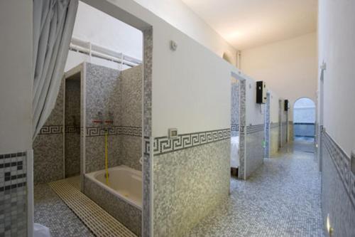 A bathroom at Hotel Bel Tramonto