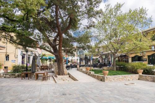 Το κτήριο όπου στεγάζεται  το διαμέρισμα