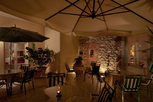 מסעדה או מקום אחר לאכול בו ב-Hotel Arnolfo & Aqua Laetitia Spa & Beauty