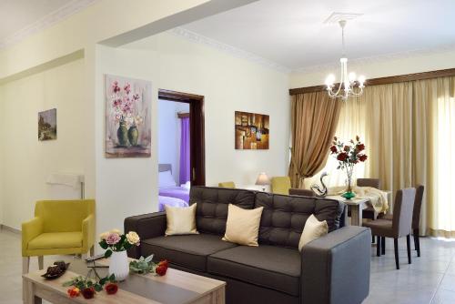 Aristea's Apartment 1st Floor