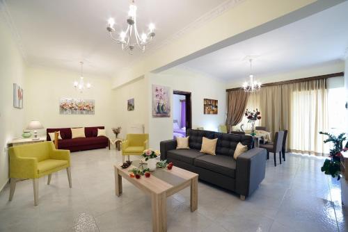 Aristea's Apartment 1st Floor