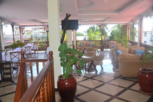 Restoran atau tempat lain untuk makan di Spice Palace Hotel