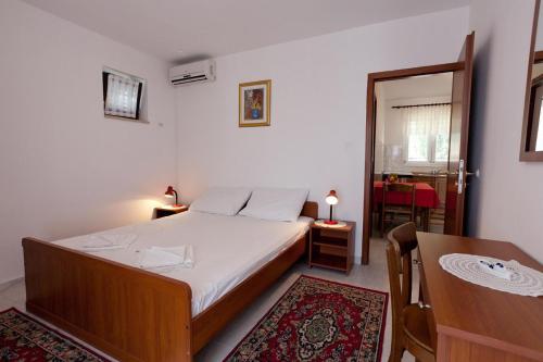 Apartments Ana
