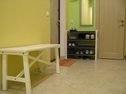 Kuchyň nebo kuchyňský kout v ubytování Orange Guest Rooms