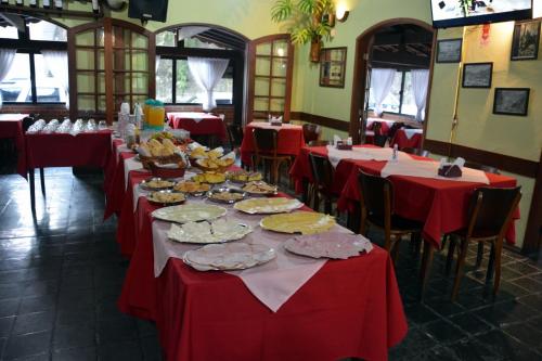 Makanan di atau berdekatan inn ini