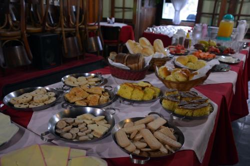 Makanan di atau berdekatan inn ini