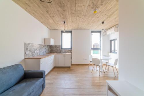 Kuchyň nebo kuchyňský kout v ubytování Chapter 5 Hotel