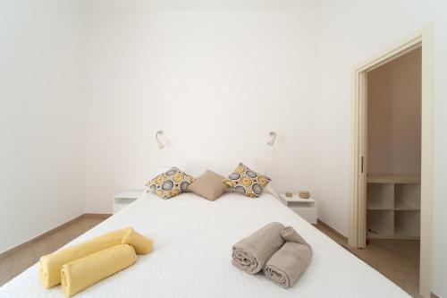 Napoli Centro Suite - Duomo Apartment photo 12