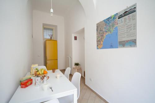 Napoli Centro Suite - Duomo Apartment photo 39