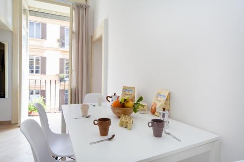 Napoli Centro Suite - Duomo Apartment photo 36