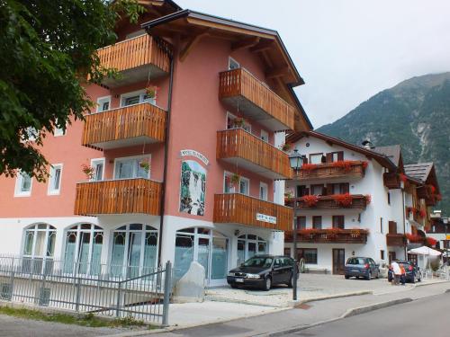 Vue générale sur la montagne ou vue sur la montagne depuis l'hôtel