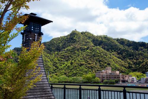 旅館の近くで見られる自然の景観