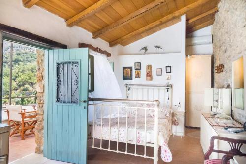 Posteľ alebo postele v izbe v ubytovaní Private studio in historic house
