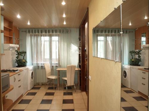 Kuchyň nebo kuchyňský kout v ubytování Apartment in the city center