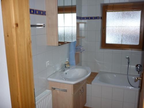 Koupelna v ubytování Apartment Fernerblick
