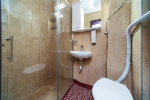 Imagen de la galería de Villa Jadran Apartments, en Bar