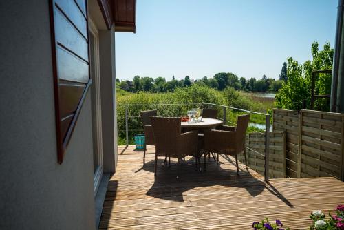 Balkón nebo terasa v ubytování Duna Apartman