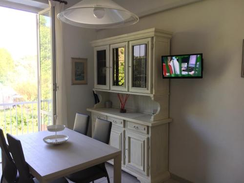 A television and/or entertainment centre at cinque terre way