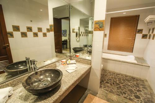 Duta Boutique Villa tesisinde bir banyo