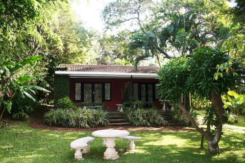 Taman di luar Stephward Estate Country House