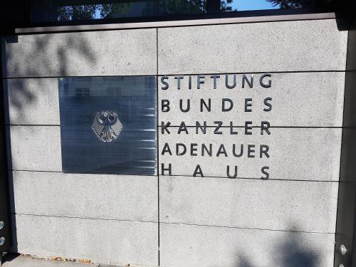 a sign on the side of a building at Ferienhaus Müller in Unkel