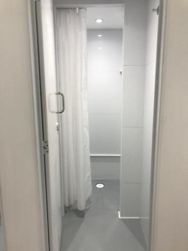 Ένα μπάνιο στο Bowden Court (Notting Hill)
