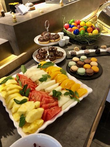 Jídlo v hotelu nebo okolí