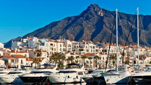 2 Bedroom Apartment Benalmadena photo 31