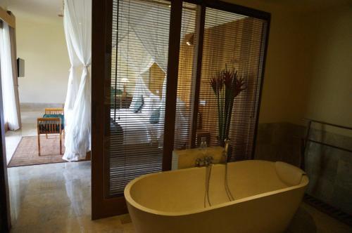 Un baño de Sapodilla Ubud