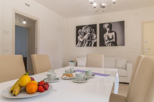 Comida en o cerca de este apartamento