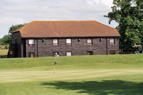 Photo de la galerie de l'établissement Weald of Kent Golf Course and Hotel, à Headcorn