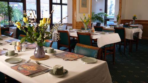 Gallery image of Hylands in Nottingham