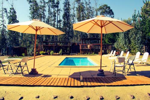 The swimming pool at or close to Lodge Bosques de San Jose