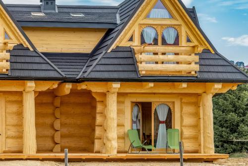 Domek w Białce z JACUZZI w ogrodzie