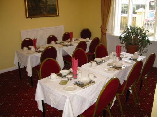 Restoran ili drugo mesto za obedovanje u objektu The Langham Hotel