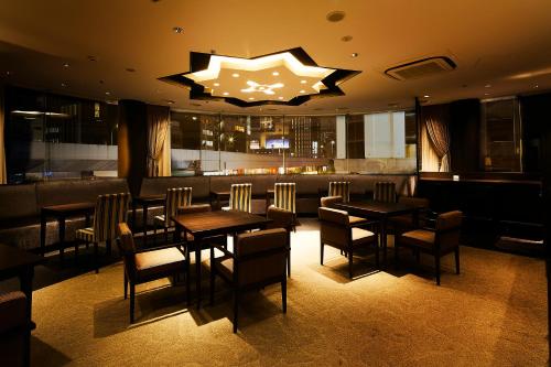 Restoran atau tempat lain untuk makan di Ginza Grand Hotel