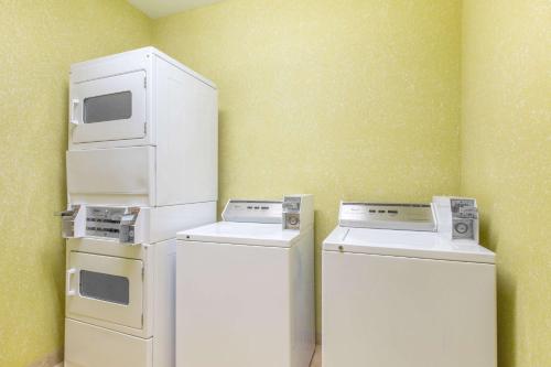 コーパスクリスティにあるHawthorn Extended Stay by Wyndham Corpus Christi Padre Isleのギャラリーの写真
