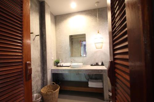 Bliss Resort Krabi tesisinde bir banyo