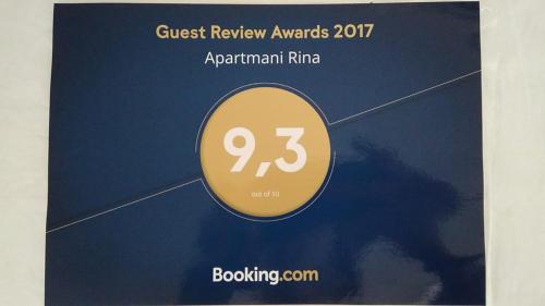 Sijil, anugerah, tanda atau dokumen lain yang dipamerkan di Apartmani Rina