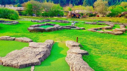 Κήπος έξω από το 124 Fairways Drakensberg Gardens