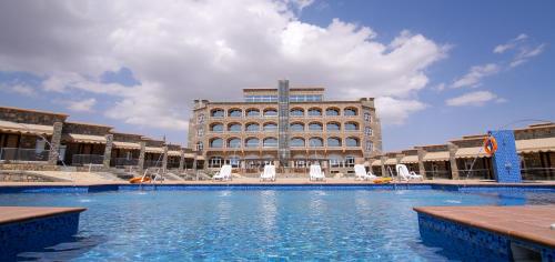 Bazén v ubytování Sama Hotel Jabal Al Akhdar nebo v jeho okolí