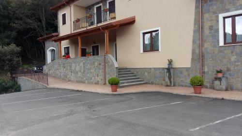 Budova, kde se rezort nachází