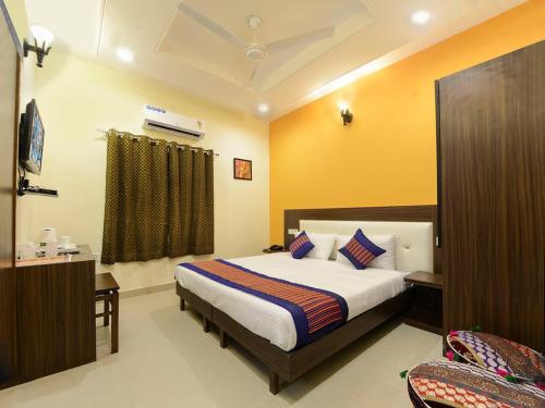 Легло или легла в стая в Taj Haveli Agra - 5 Minute Walking Distance from Taj Mahal Agra