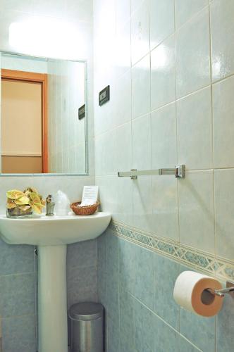 Ένα μπάνιο στο Hotel Twenty Nine
