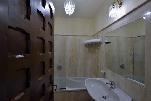 Un baño de Castelletto di Montebenichi